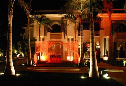 هل يبيع عمرو دياب قصره بـ8 ملايين دولار؟    